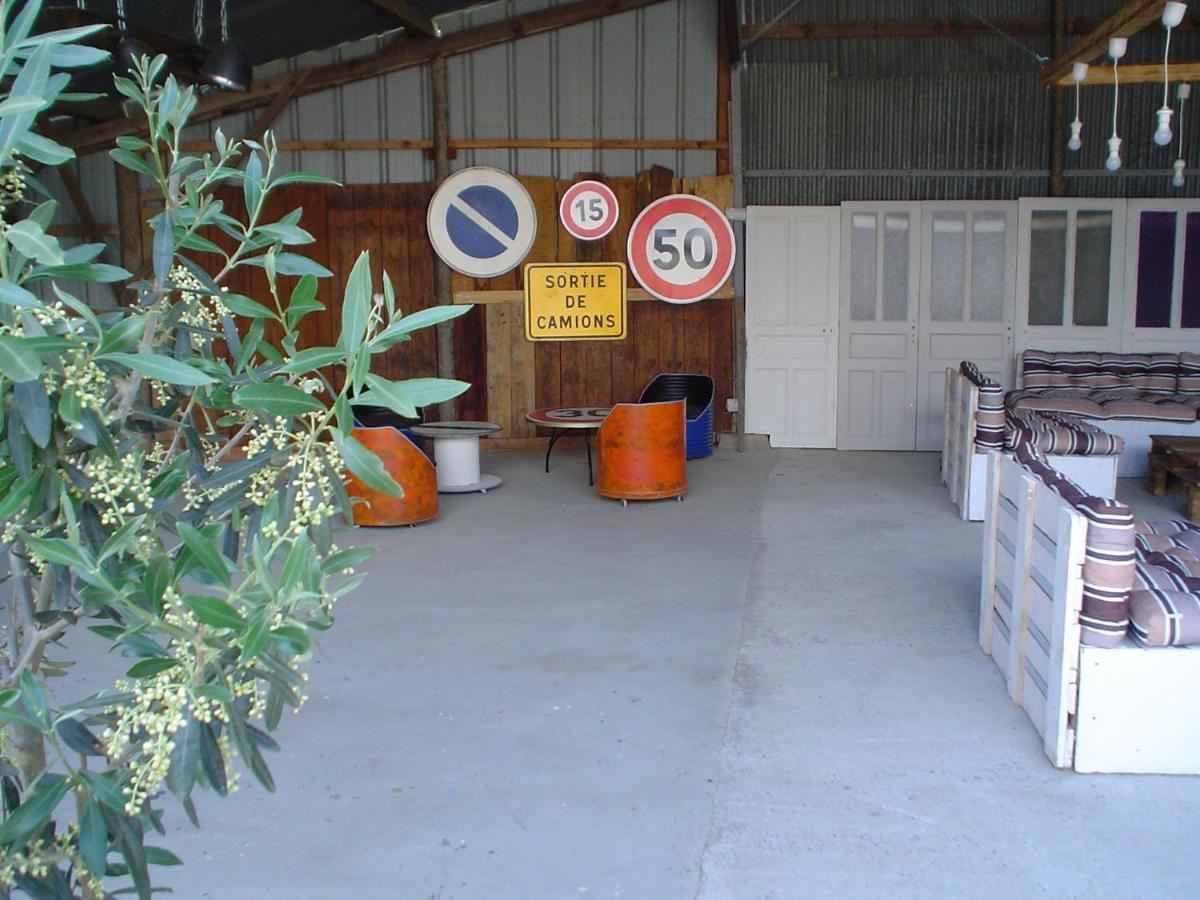 Les Gites De La Musardiere Meusnes Exterior foto